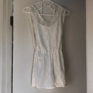 WHITE LACE ROMPER